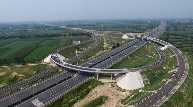 交通管制！G6011南韶高速公路南康至大余段三益枢纽部分单向匝道即将封闭施工