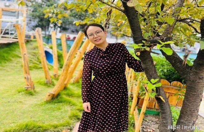 用爱浇灌童心 以美点亮童年——信阳市人民政府机关幼儿园教师朱晓辉